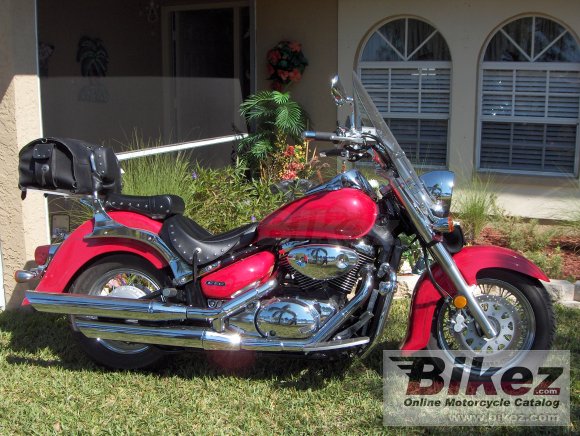 2005 Suzuki Boulevard M50 photo